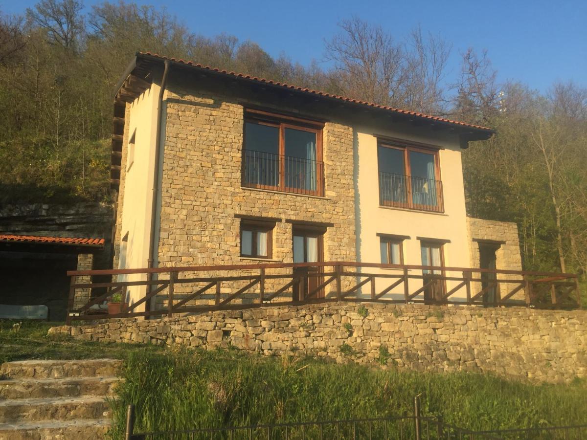 Residenza Cima Le Vigne Bed & Breakfast Millesimo Екстериор снимка