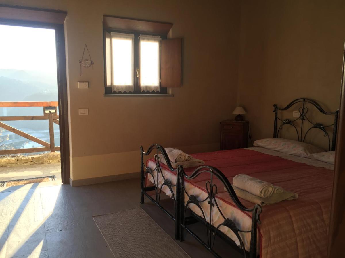 Residenza Cima Le Vigne Bed & Breakfast Millesimo Екстериор снимка
